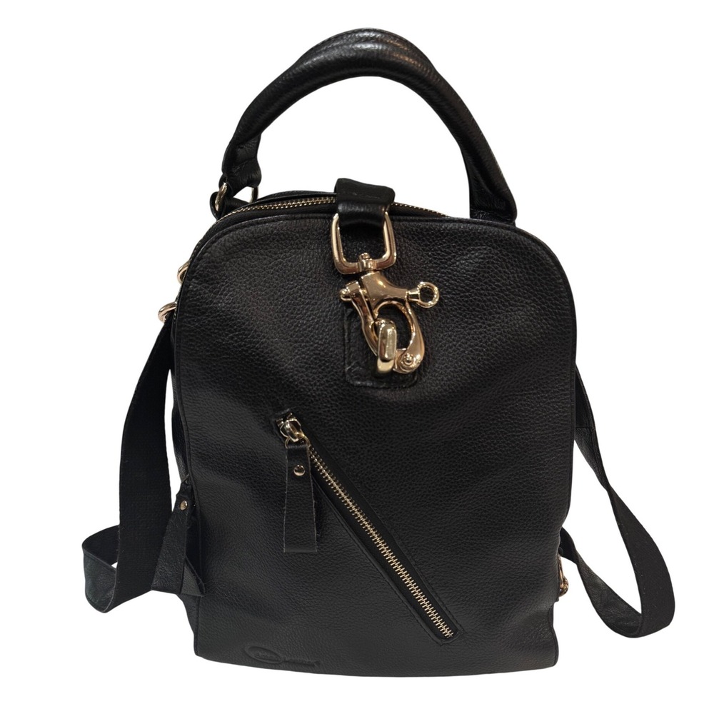 AmeriLeather Black Pebbled Leather Convertible Backpack Purse Gold Hardware